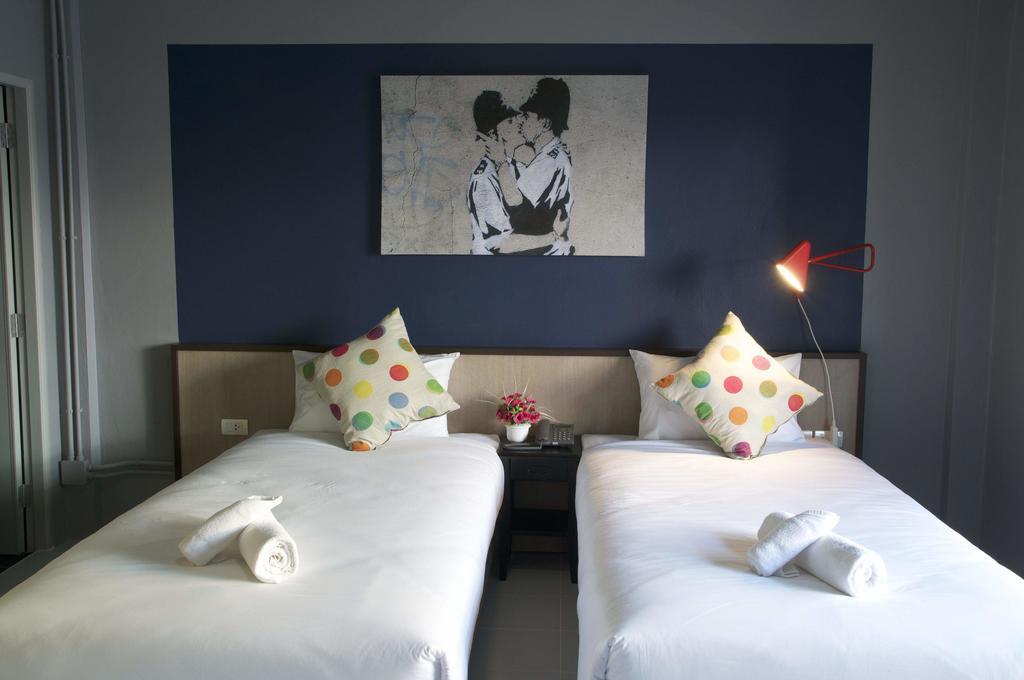 Chalong Sea Breeze Hotell Eksteriør bilde
